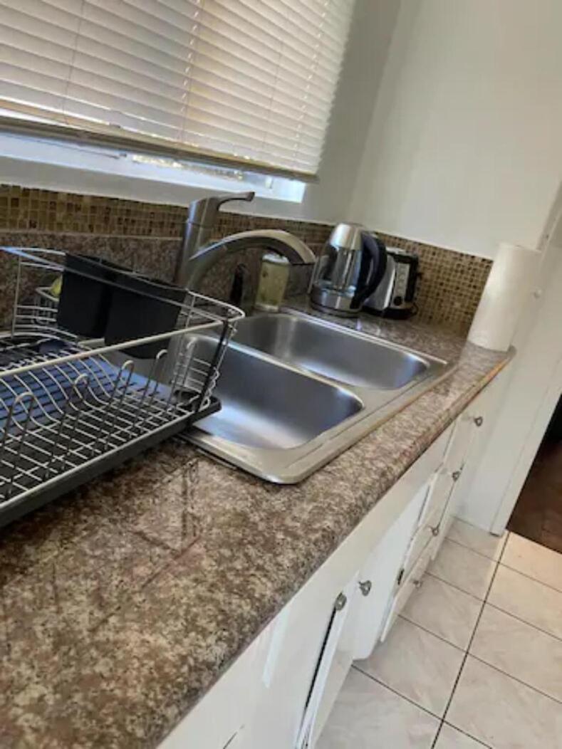 Apartment Spacious Single D In Santa Monica *